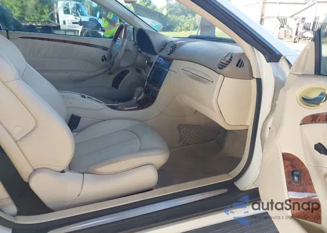 2007 Mercedes-Benz Clk 350 из США, поврежденный, VIN WDBTK56F17F221421